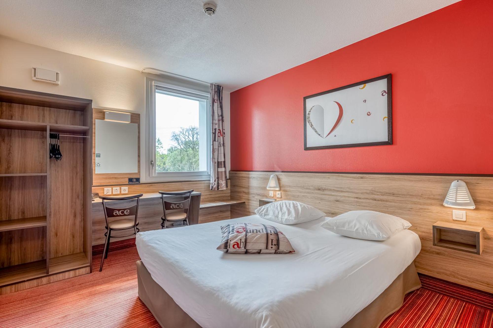 Hotel Ace Bordeaux Cestas